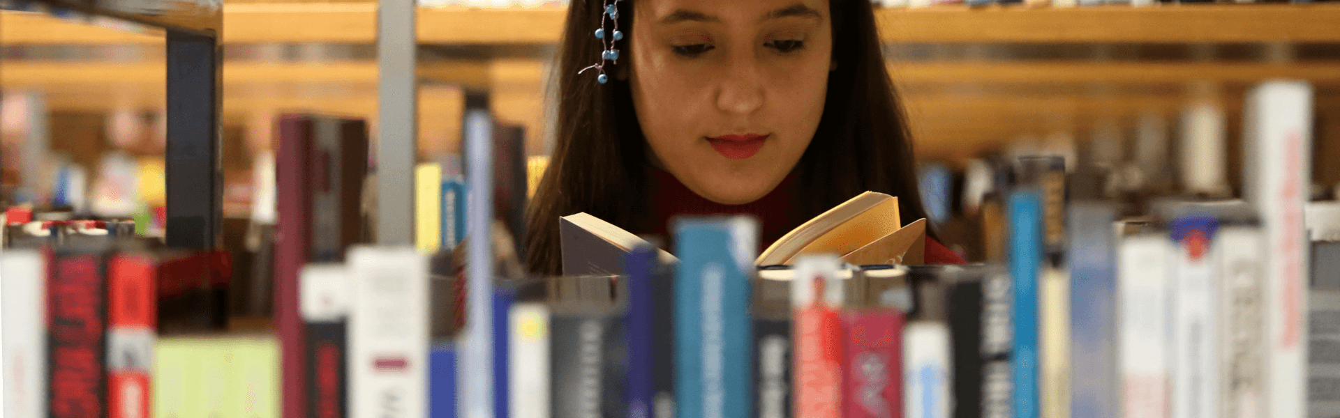 Üsküdar Üniversitesi Kütüphane 1