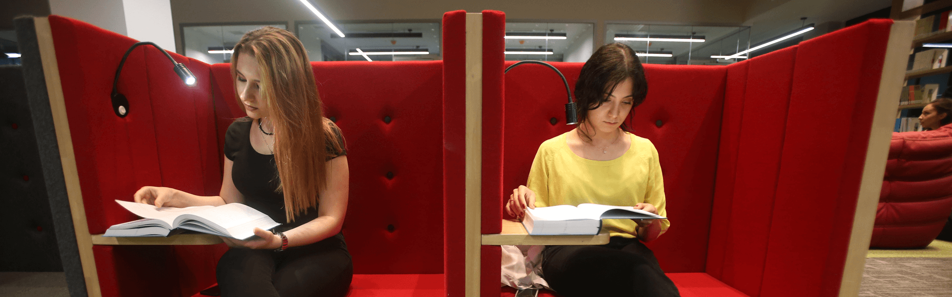 Üsküdar Üniversitesi Kütüphane 3